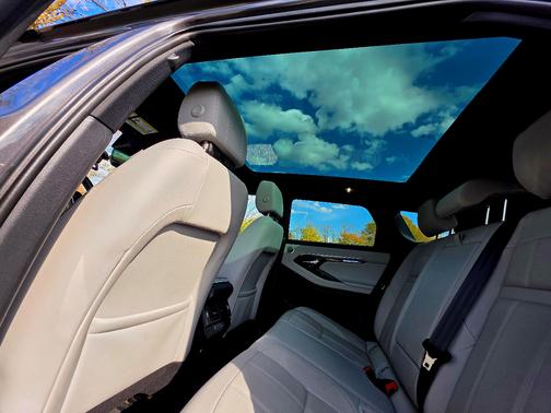 2020 Land Rover Range Rover Evoque SE