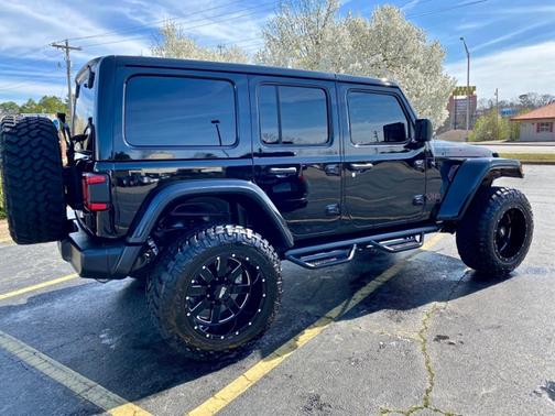 Photo 1 of 12 of 2019 Jeep Wrangler Unlimited Rubicon
