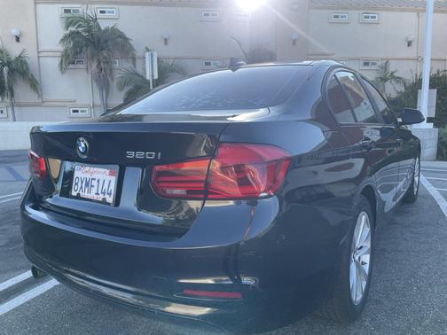 2016 BMW 320 i