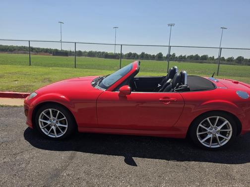 Red 2010 Mazda MX-5 Miata Grand Touring