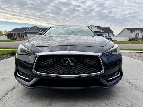 2017 INFINITI Q60 3.0T Premium