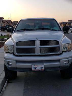 Gray 2002 Dodge Ram 1500 Quad Cab