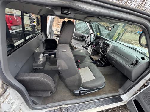White 2010 Ford Ranger Sport