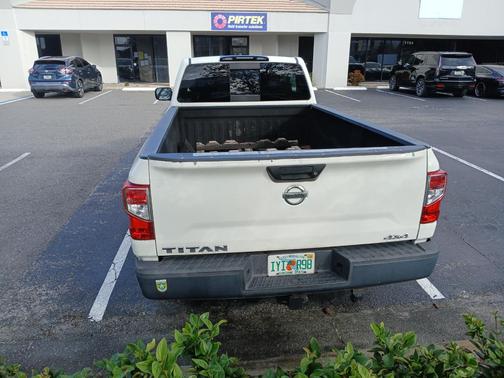 2017 Nissan Titan S