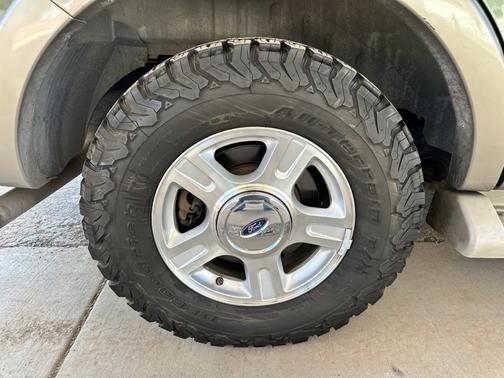 2004 Ford Expedition Eddie Bauer
