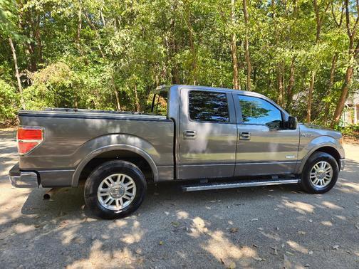 Gray 2012 Ford F-150 Lariat