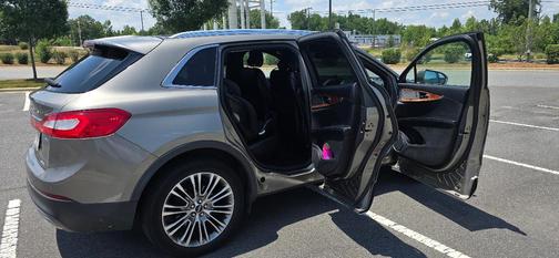 Gray 2016 Lincoln MKX Reserve