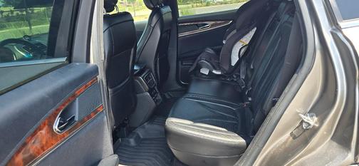 Gray 2016 Lincoln MKX Reserve