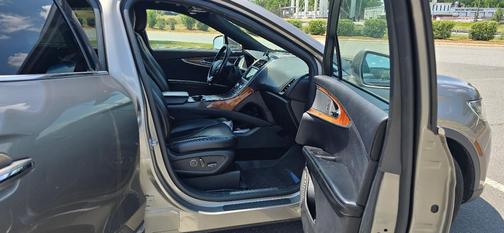 Gray 2016 Lincoln MKX Reserve