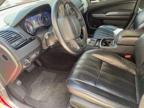 2017 Chrysler 300 S