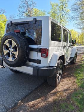 2017 Jeep Wrangler Unlimited Sahara
