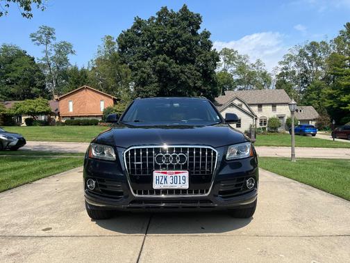 Blue 2016 Audi Q5 2.0T Premium Plus