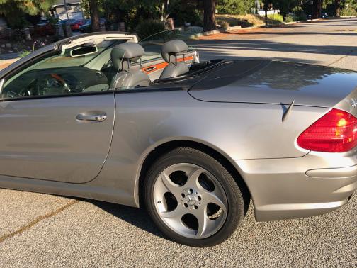 2005 Mercedes-Benz SL-Class SL500 Roadster