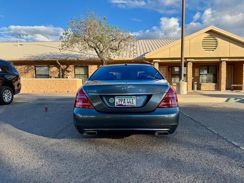 2010 Mercedes-Benz S-Class S 550