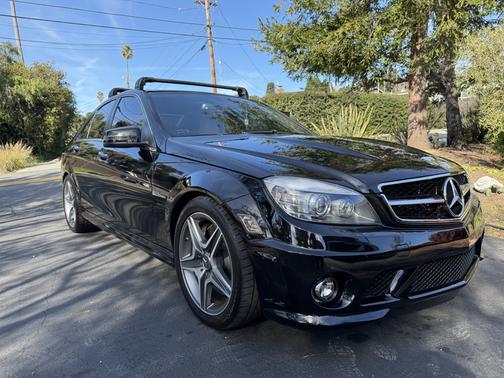 2010 Mercedes-Benz C-Class C 63 AMG