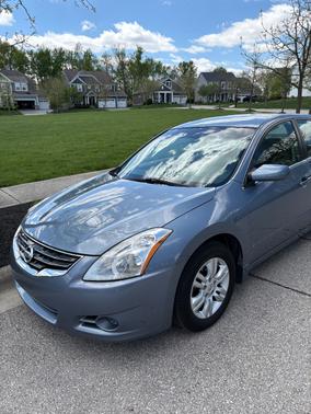 Gray 2012 Nissan Altima 2.5 S