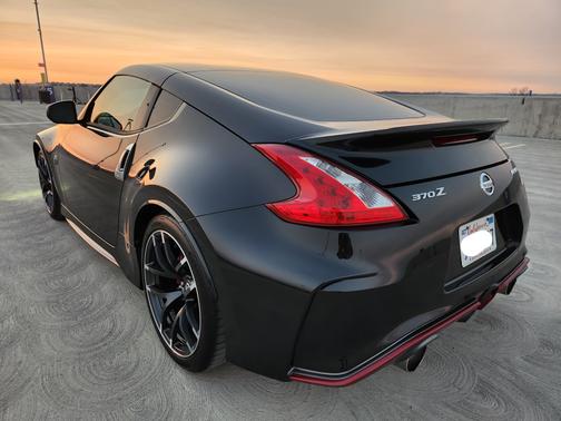 2017 Nissan 370Z NISMO