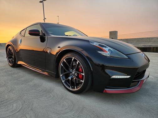 2017 Nissan 370Z NISMO