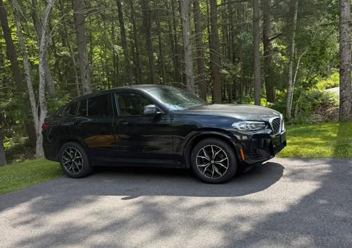 2023 BMW X4 xDrive30i