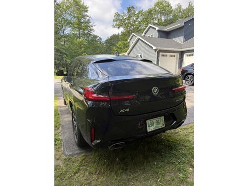 2023 BMW X4 xDrive30i