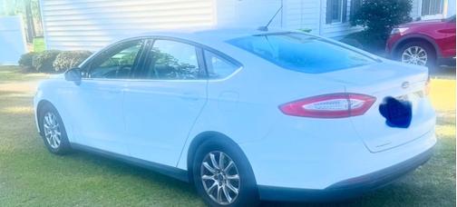 White 2016 Ford Fusion S