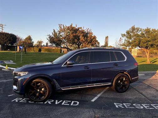 2020 BMW X7 xDrive40i