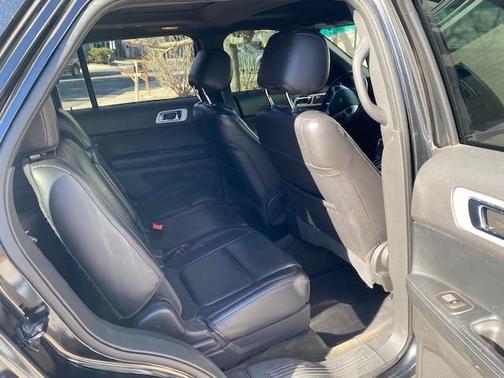 Black 2013 Ford Explorer Limited
