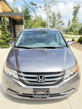 Gray 2016 Honda Odyssey EX-L