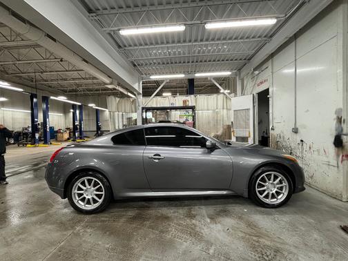 Gray 2012 INFINITI G37 x