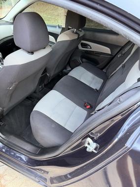 Blue 2014 Chevrolet Cruze LS