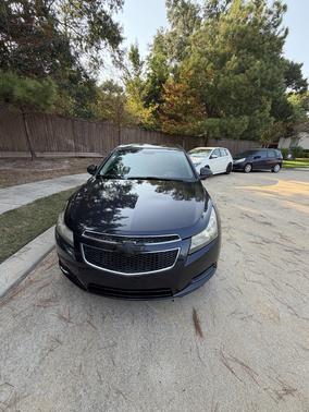 Blue 2014 Chevrolet Cruze LS