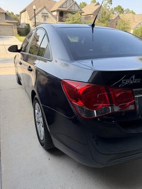 Blue 2014 Chevrolet Cruze LS