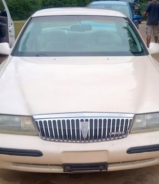 1997 Lincoln Continental Base
