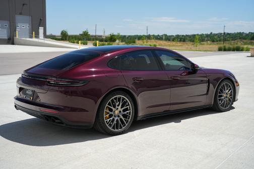 2020 Porsche Panamera Turbo
