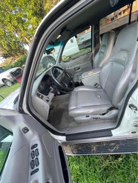 White 1997 Mercury Mountaineer Base