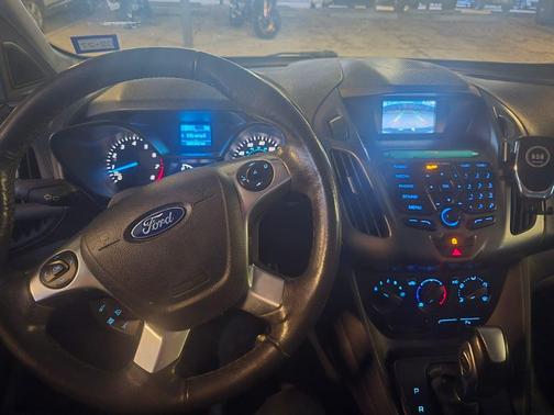 White 2018 Ford Transit Connect XL