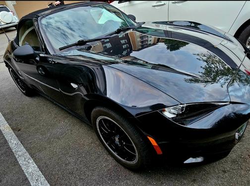 2017 Mazda MX-5 Miata Sport