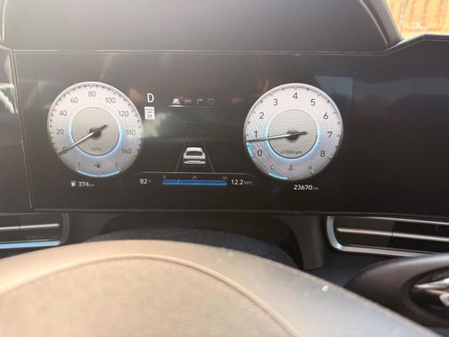 Gray 2025 Hyundai ELANTRA SEL Convenience