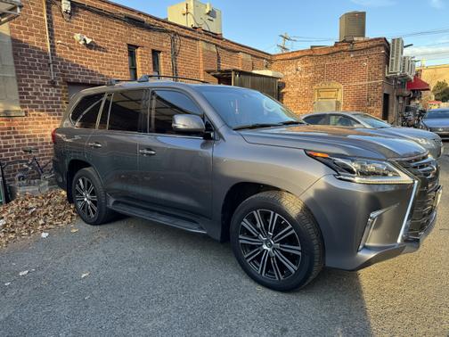2019 Lexus LX 570 Three-Row