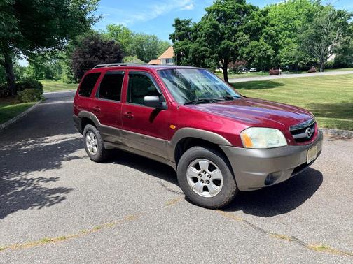 Red 2004 Mazda Tribute LX V6