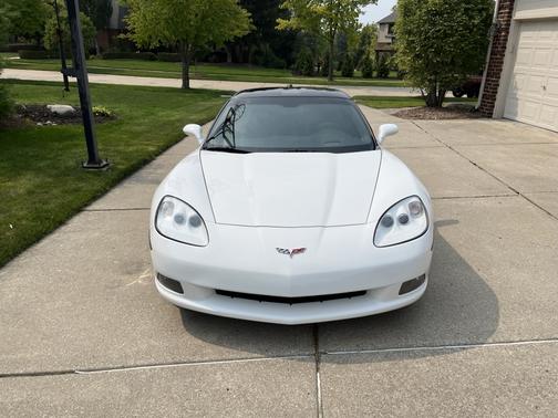 2005 Chevrolet Corvette Base
