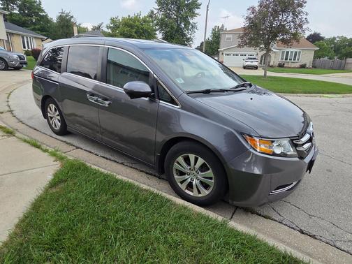 Gray 2014 Honda Odyssey EX-L