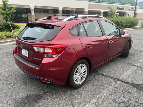 2018 Subaru Impreza 2.0i Premium