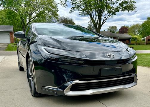 Black 2024 Toyota Prius XLE