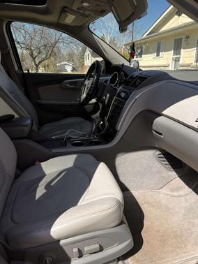 2010 Chevrolet Traverse LT