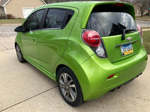 2015 Chevrolet Spark EV 2LT