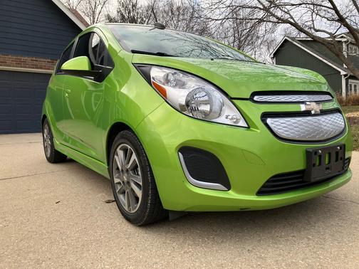 2015 Chevrolet Spark EV 2LT