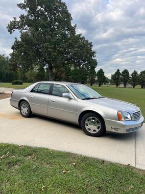 Silver 2005 Cadillac DeVille Base