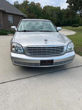 Silver 2005 Cadillac DeVille Base
