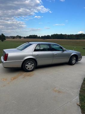 Silver 2005 Cadillac DeVille Base